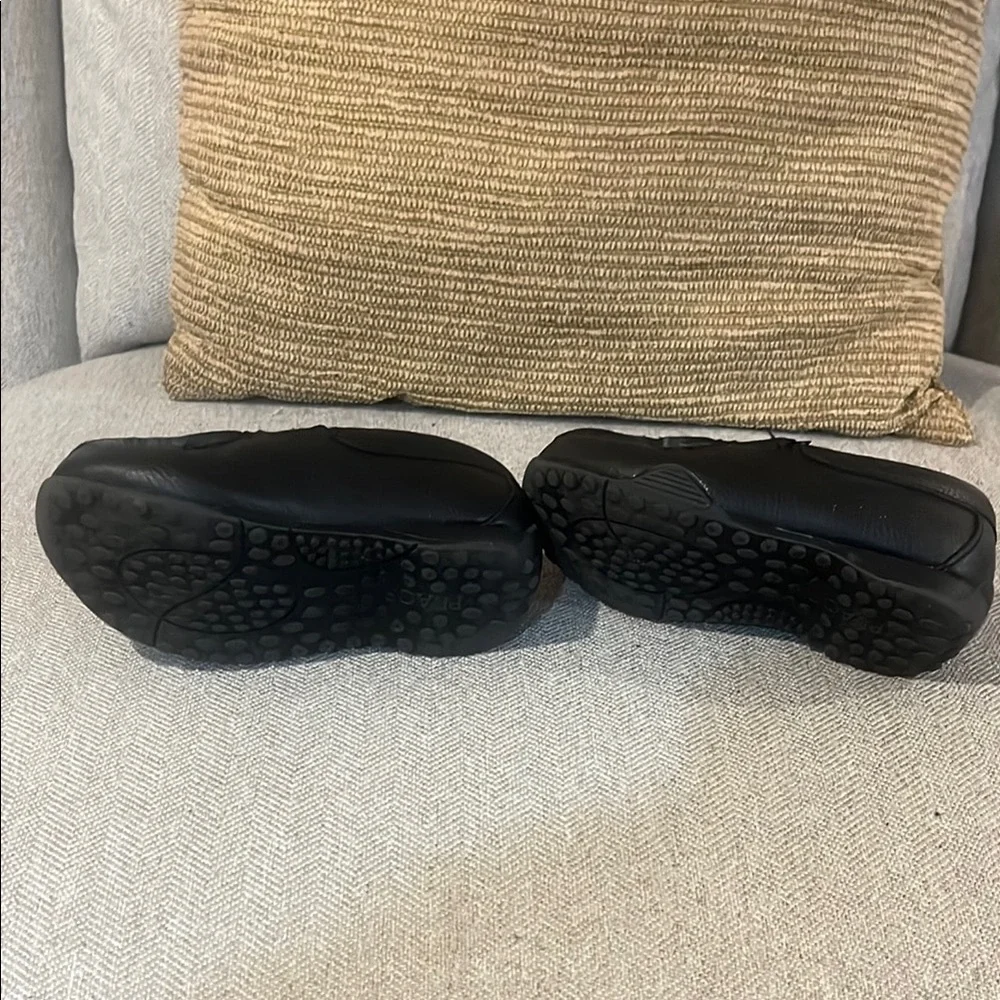 The Children’s Place Black Loafers size 6 little boys